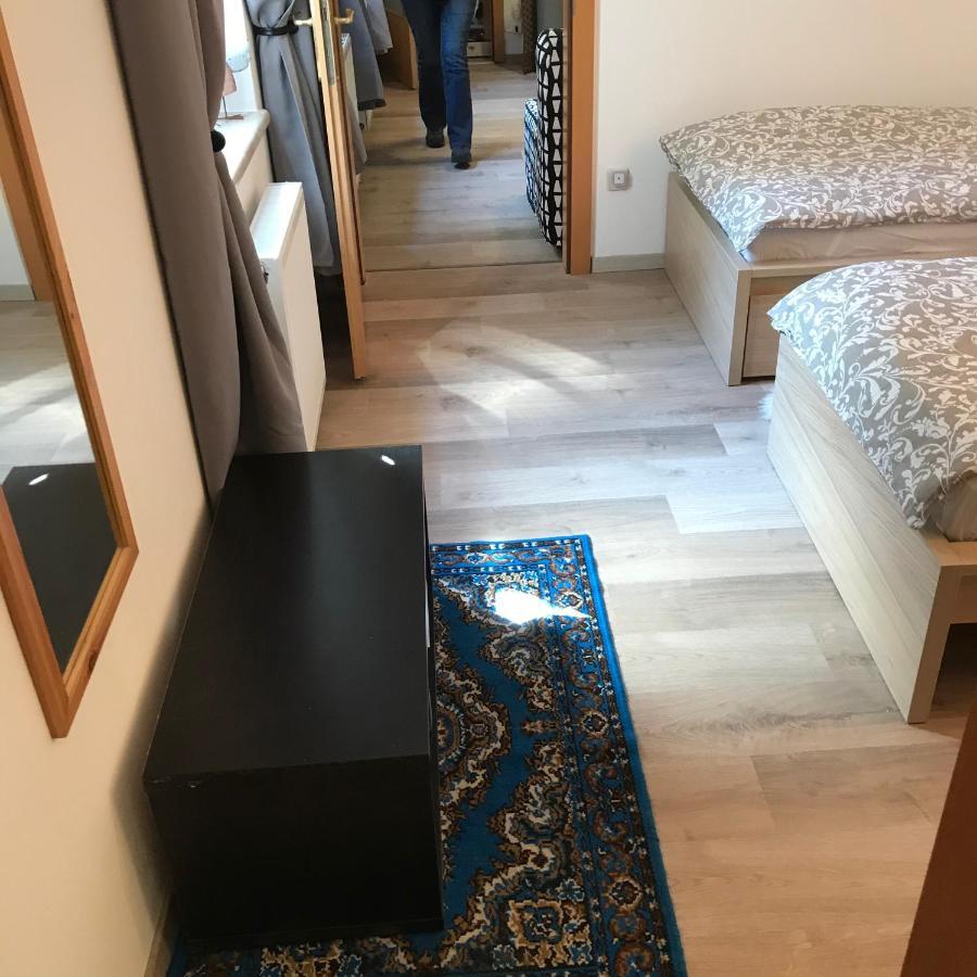 Lg Cosy Apartment Korneuburg Esterno foto