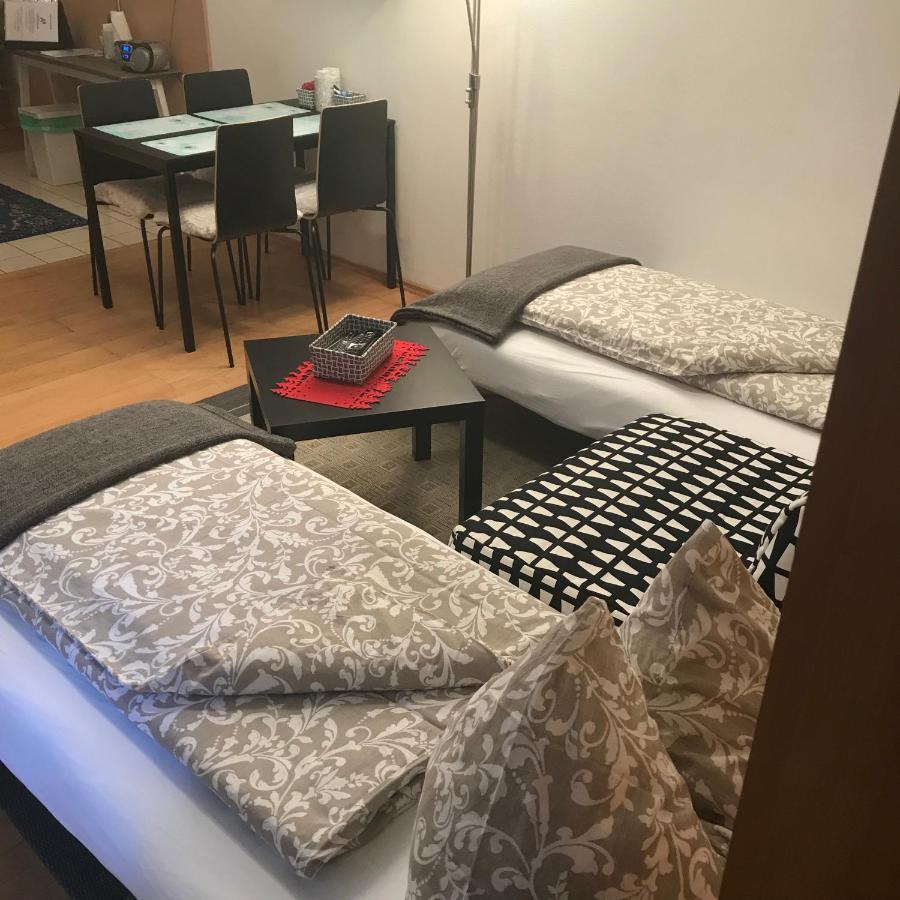 Lg Cosy Apartment Korneuburg Esterno foto