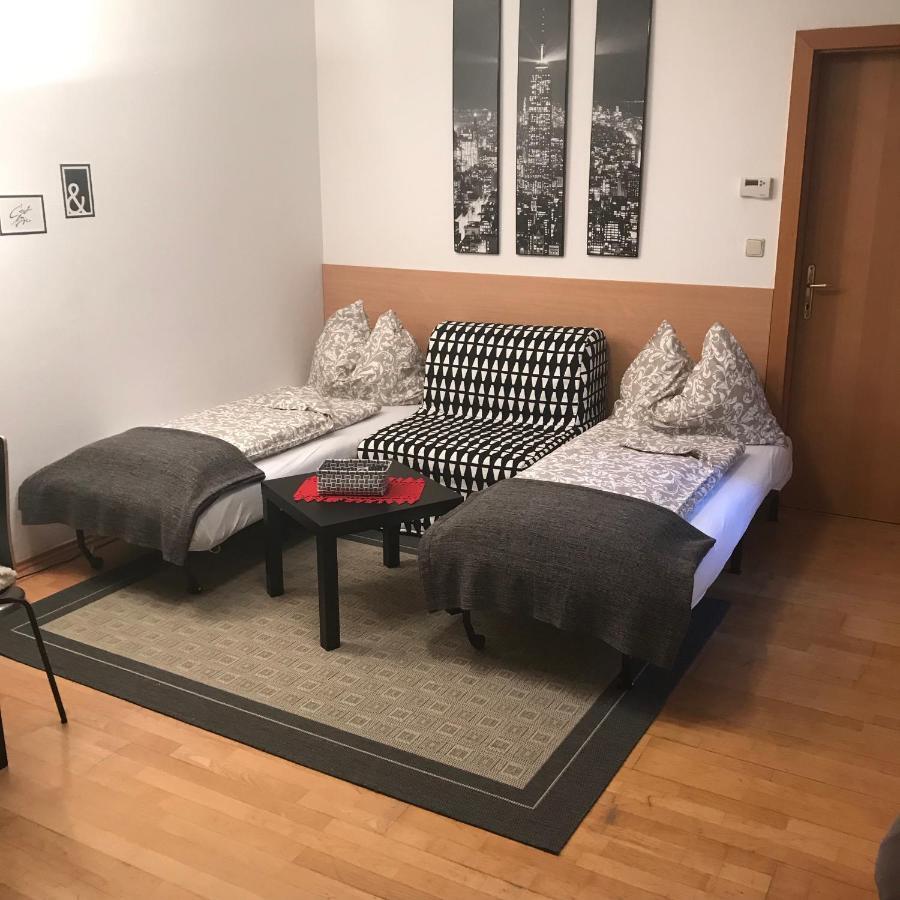Lg Cosy Apartment Korneuburg Esterno foto